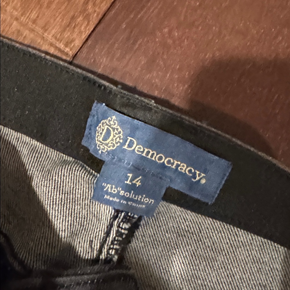 Democracy NWT Ab'solution High Waist Step Hem Ankle Jeans in gray and black - Picture 6 of 13